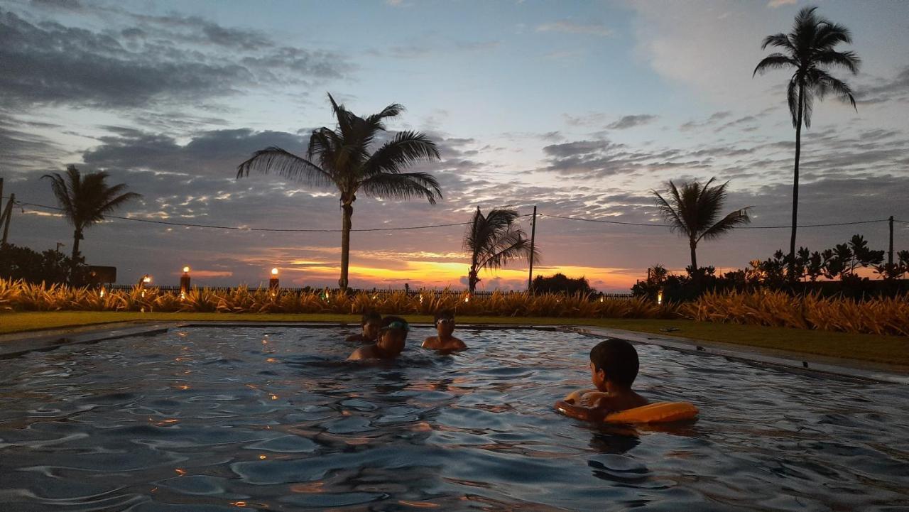 Hotel Calypso Sunset Iranawila Esterno foto