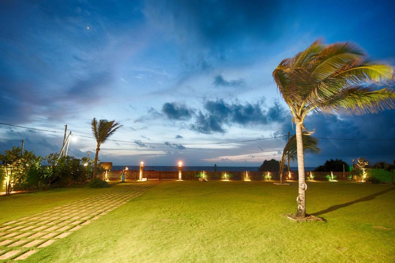 Hotel Calypso Sunset Iranawila Esterno foto